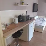 Farao Vendeghaz بيت ضيافة 3*