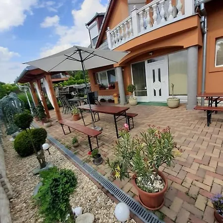 Farao Vendeghaz Guest house Zalaegerszeg