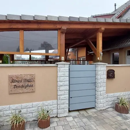 Guest house Farao Vendeghaz