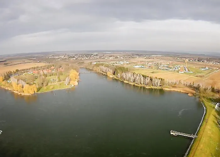 Farao Vendeghaz בית הארחה